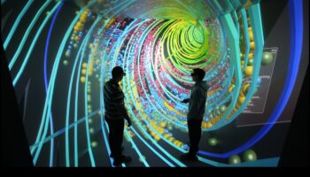 Dynamic Quantum Designs: Vizualizarea experiențelor de calcul cu soluții interactive