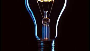 Inovați pentru a crește: modelarea zilei de mâine cu strategii digitale de ultimă oră