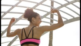 Upper Arm Uprising: construirea puterii pentru un aspect definit